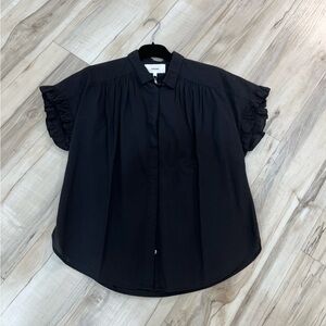 XiRENA Black Ruffled Sleeve Blouse